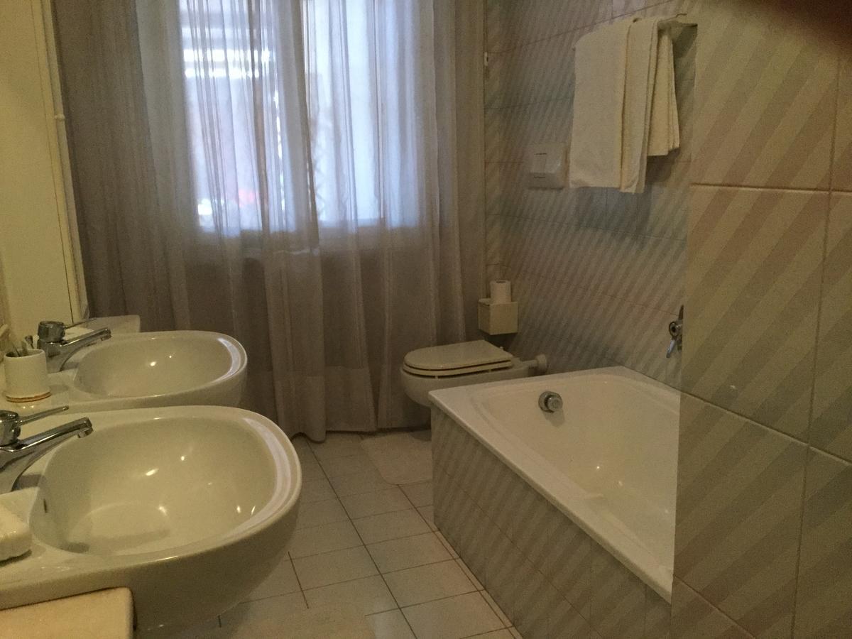 Albergo Diana Legnaro Екстериор снимка